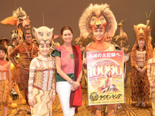 『ライオンキング』演出家ジュリー・テイモア氏が１５年ぶりに日本公演を観劇