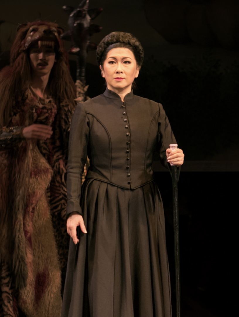 『オペラ座の怪人』マダム・ジリーの舞台写真