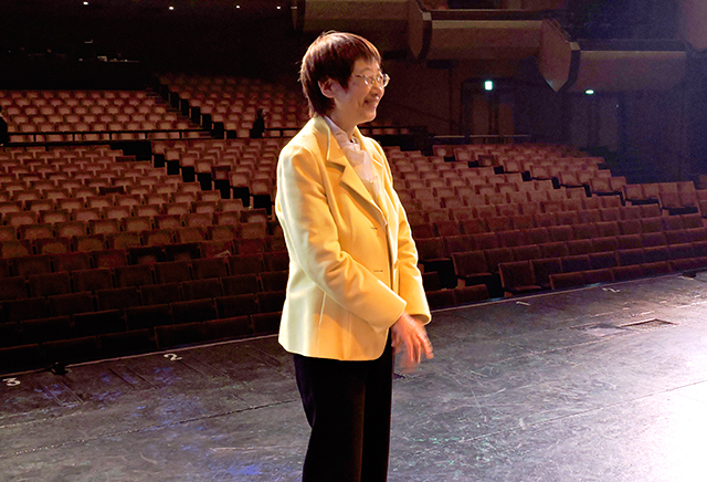 美女と野獣 仙台公演に 仙台市 奥山恵美子市長が来場されました 過去のニュース 更新情報