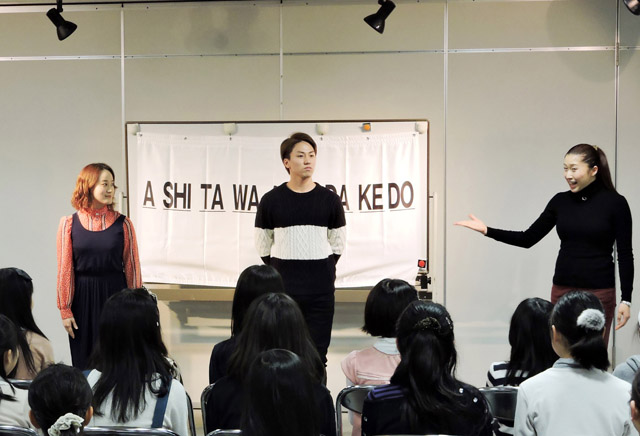 『美女と野獣』仙台公演出演俳優が仙台市で『美しい日本語の話し方教室』を実施しました