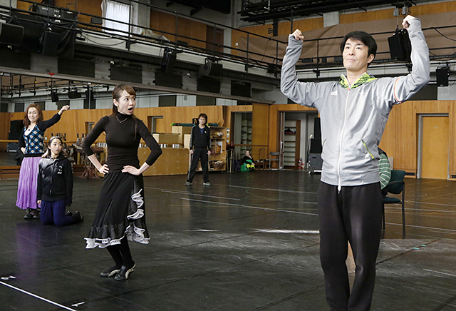 愛と魔法の物語、いよいよ福岡へ！－－『美女と野獣』稽古が進行中