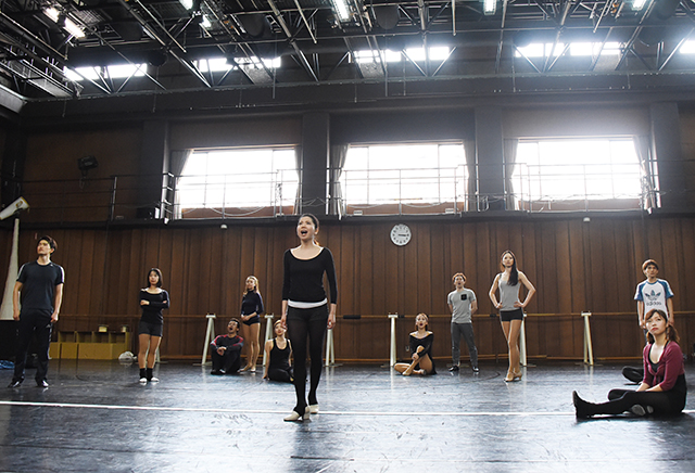 『コーラスライン』、再び東京・自由劇場へ――稽古場レポート