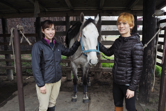 【続・北海道編】『エクウス』出演候補者らが厩舎で掃除や乗馬を体験！