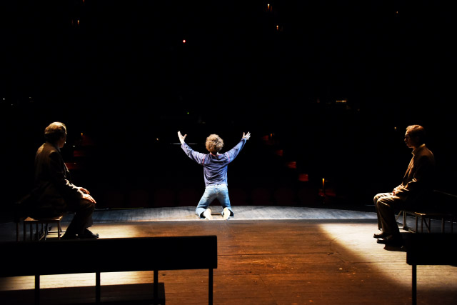 いよいよ今週末開幕！『エクウス』東京公演 舞台稽古レポート