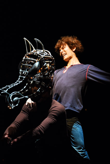 いよいよ今週末開幕！『エクウス』東京公演 舞台稽古レポート