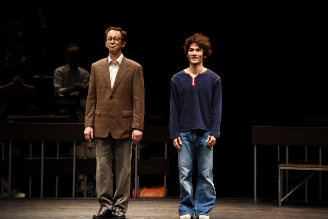 社会派ドラマの傑作、『エクウス』東京公演が開幕しました！