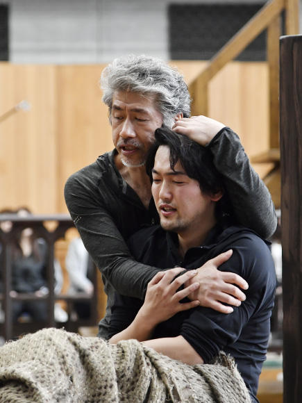 『ノートルダムの鐘』の稽古場から――横浜公演開幕まであと2週間！