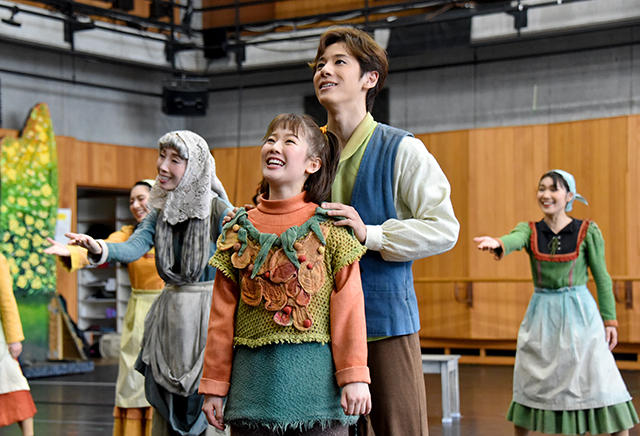 『魔法をすてたマジョリン』総稽古が行われました