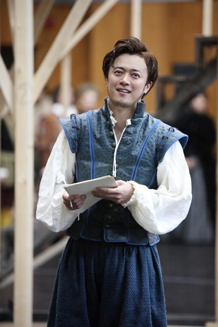 開幕まであと1週間――新作劇『恋におちたシェイクスピア』総稽古が行われました