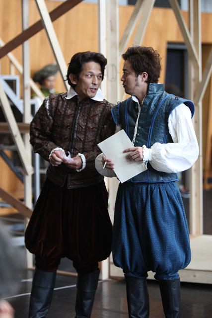 開幕まであと1週間――新作劇『恋におちたシェイクスピア』総稽古が行われました