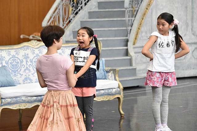 『サウンド・オブ・ミュージック』札幌公演の稽古が進んでいます――子役たちがカンパニーに合流！