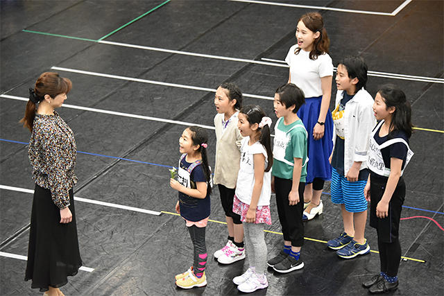 『サウンド・オブ・ミュージック』札幌公演の稽古が進んでいます――子役たちがカンパニーに合流！