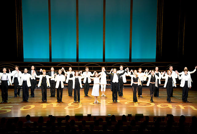 『ソング&ダンス 65』秋季全国公演が開幕しました - 最新ニュース - 更新情報