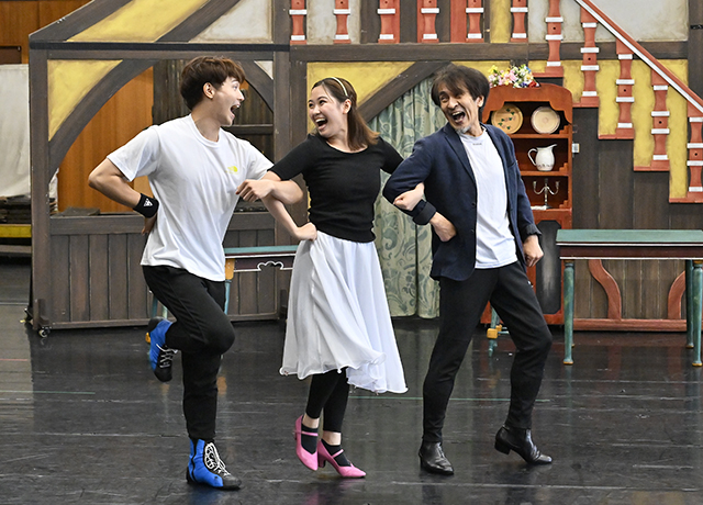 人間になりたがった猫 東京公演に向けて 稽古が進んでいます 最新ニュース 劇団四季