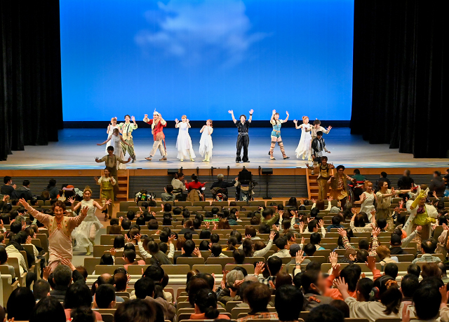 カーテンコールの様子