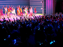 『マンマ・ミーア！』名古屋公演　レイブバンド付特別カーテンコールが実施されました！