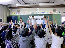 『人間になりたがった猫』出演俳優が仙台市で『美しい日本語の話し方教室』を実施しました