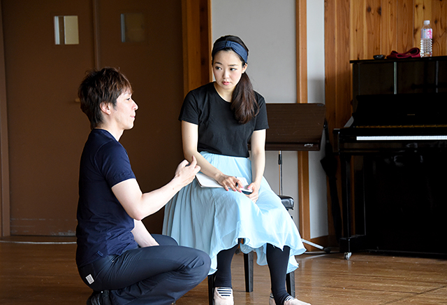 作品を支える 演出スーパーバイザー の仕事とは ある日の稽古場から 最新ニュース 更新情報